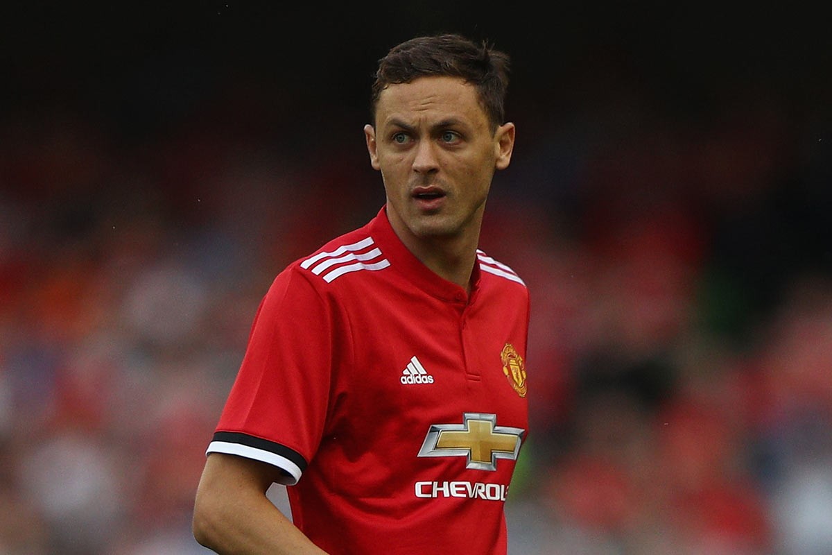 表现吸引了 表现吸引了